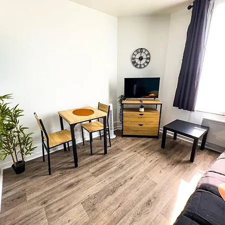 Apartment Cerf3-centre Meaux-gare-disney Meaux